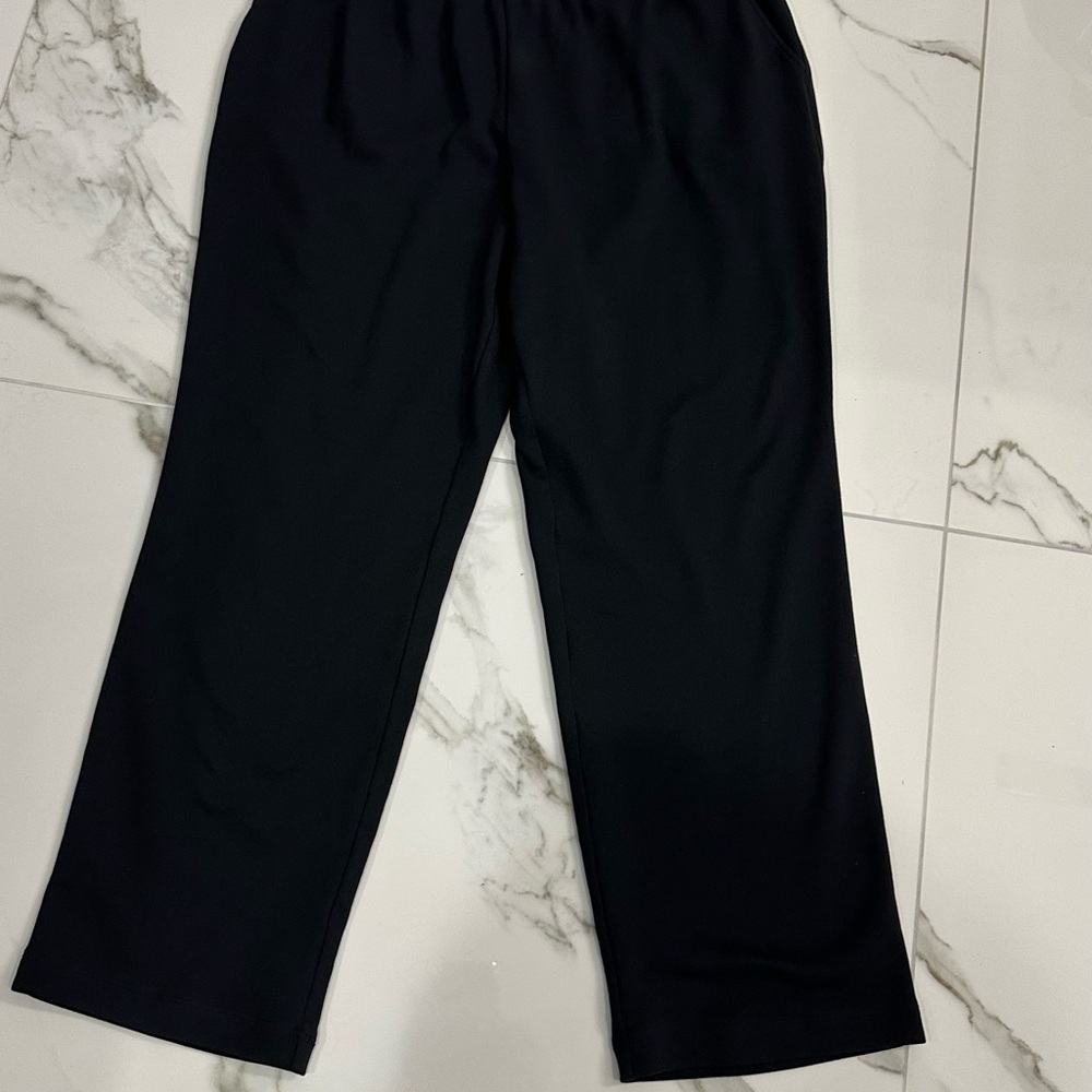 Lands' End Petite Sport Knit Black Straight Leg Pant - NWOT Sz. M-Petite - Picture 3 of 10